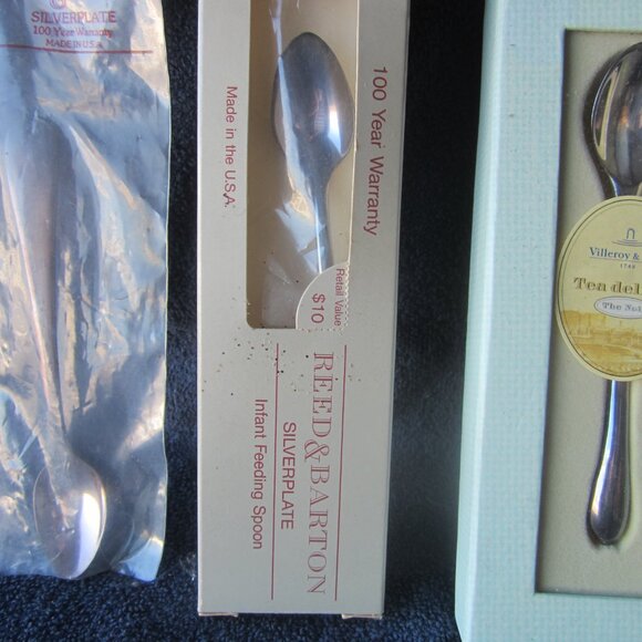 VTG SMALL SPOONS, BABY FEEDING OR TEA SPOONS READ ALL  UNUSED - Picture 3 of 6